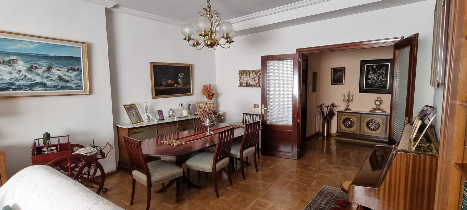 Piso en calle de Nicasio Gallego, 9 - Foto 1