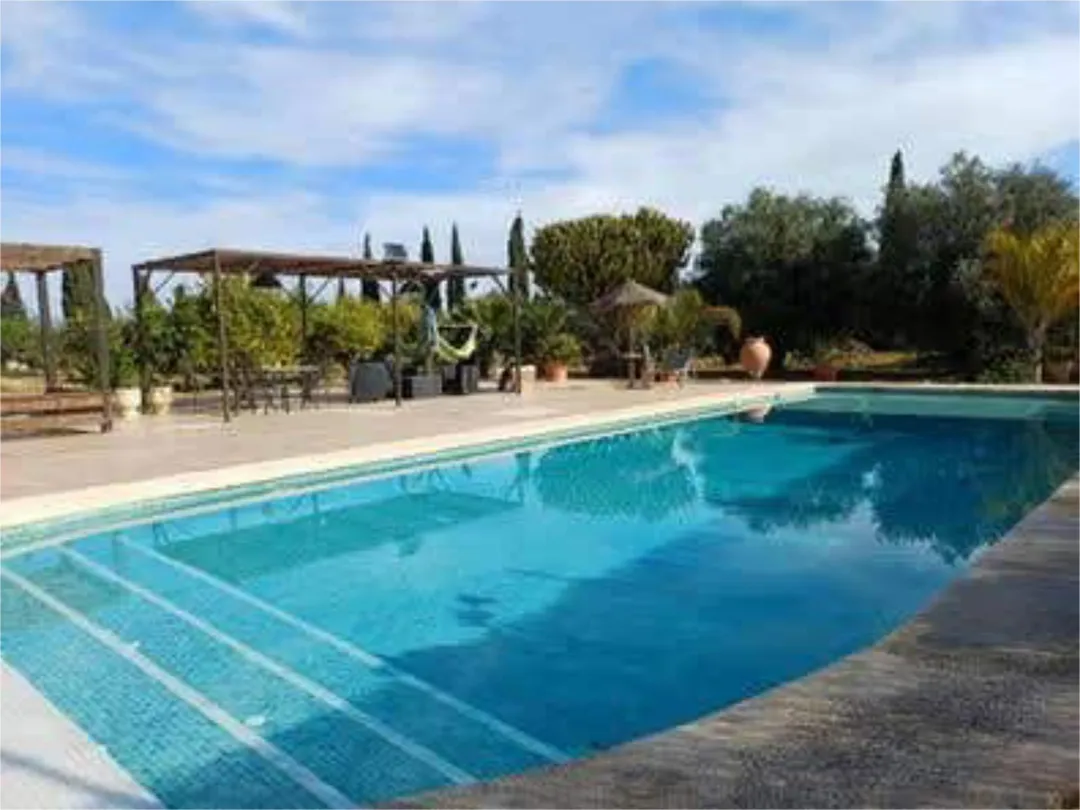 Casa adosada en Avileses - Foto 1