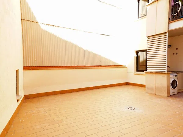 Piso en CL Sant Esteve, Centre - Estació, Centre - Estació - Foto 1