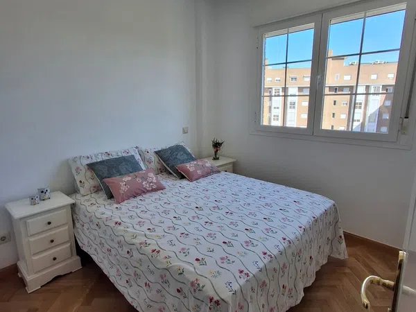 Piso en avenida de Isabel de Valois, 28