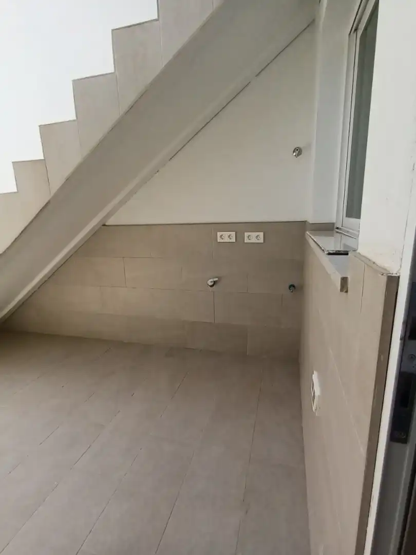 Planta baja en  Calle Avenida de América 2 - Foto 12