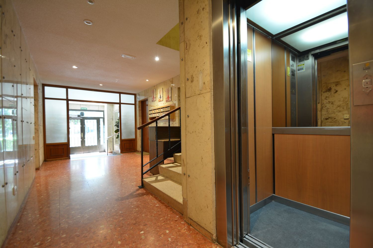 Piso en plaza de la Carolina, 8 - Foto 18