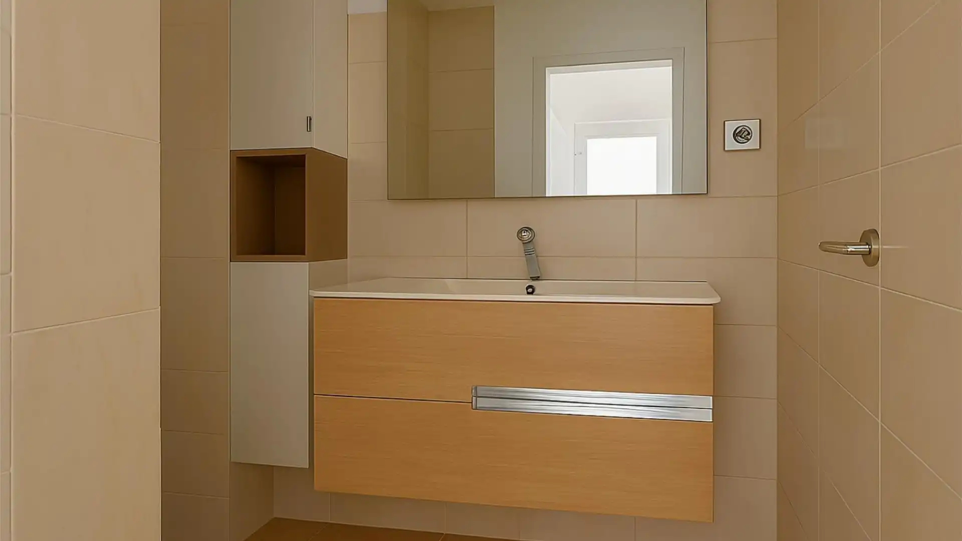 Piso en  Avinguda Sant Esteve 67 - Foto 2