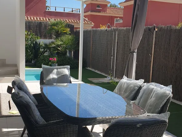 Casa o chalet independiente en Calle Cantábrico, 11, Lomas de Cabo Roig - Foto 6