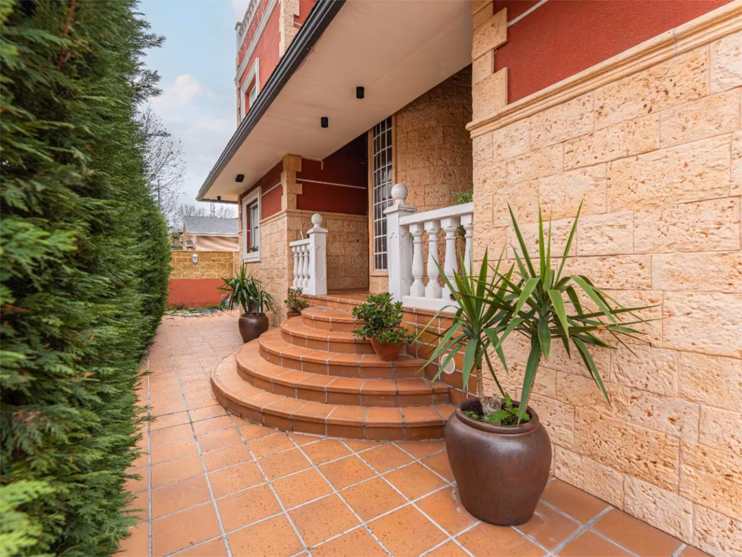 Chalet en  Avenida de las Castañeras 28 - Foto 3