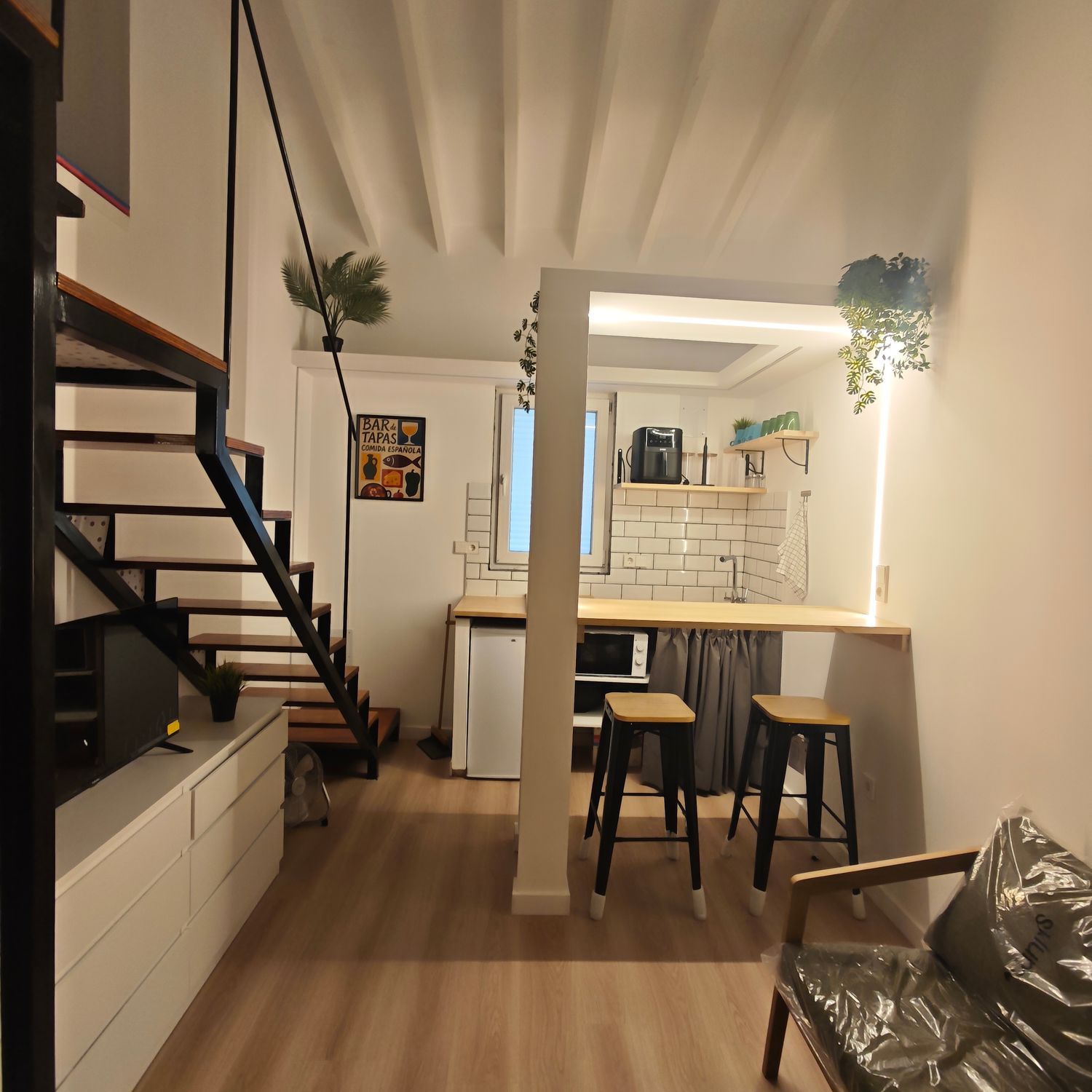 Estudio en calle d'Alòs, 9 - Foto 11