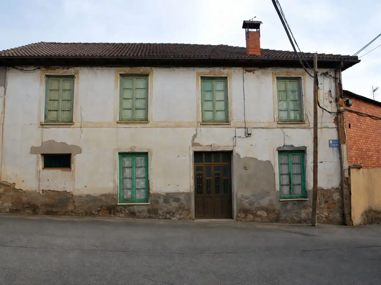 Casa adosada en  Calle Maderal 2 - Foto 2