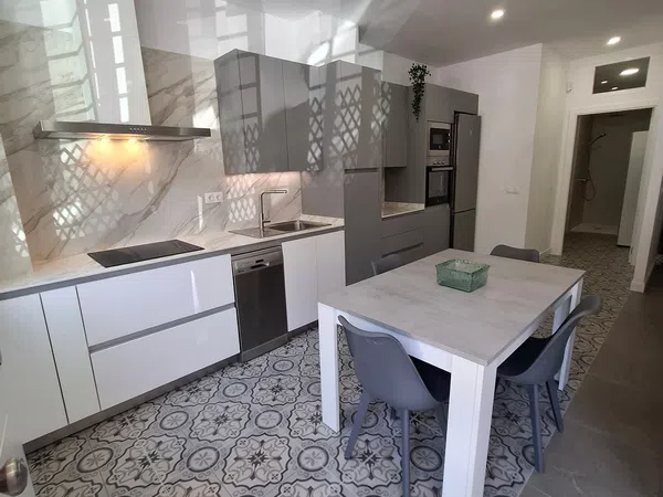 Piso en Plaza Salvador Ponce, 2, Girón - Las Delicias - Pacífico - Foto 2