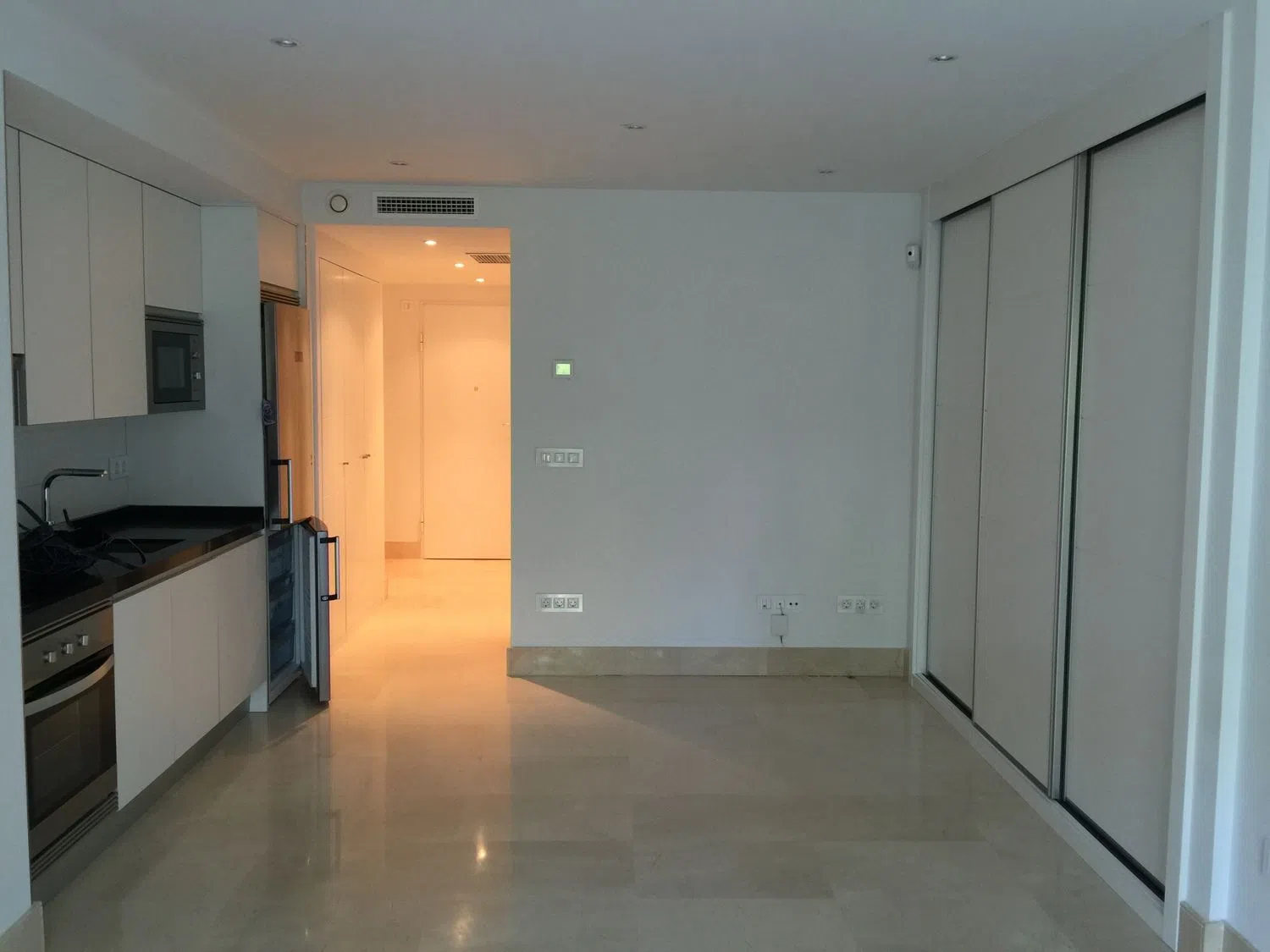 Estudio en calle de Trafalgar, 33 - Foto 3