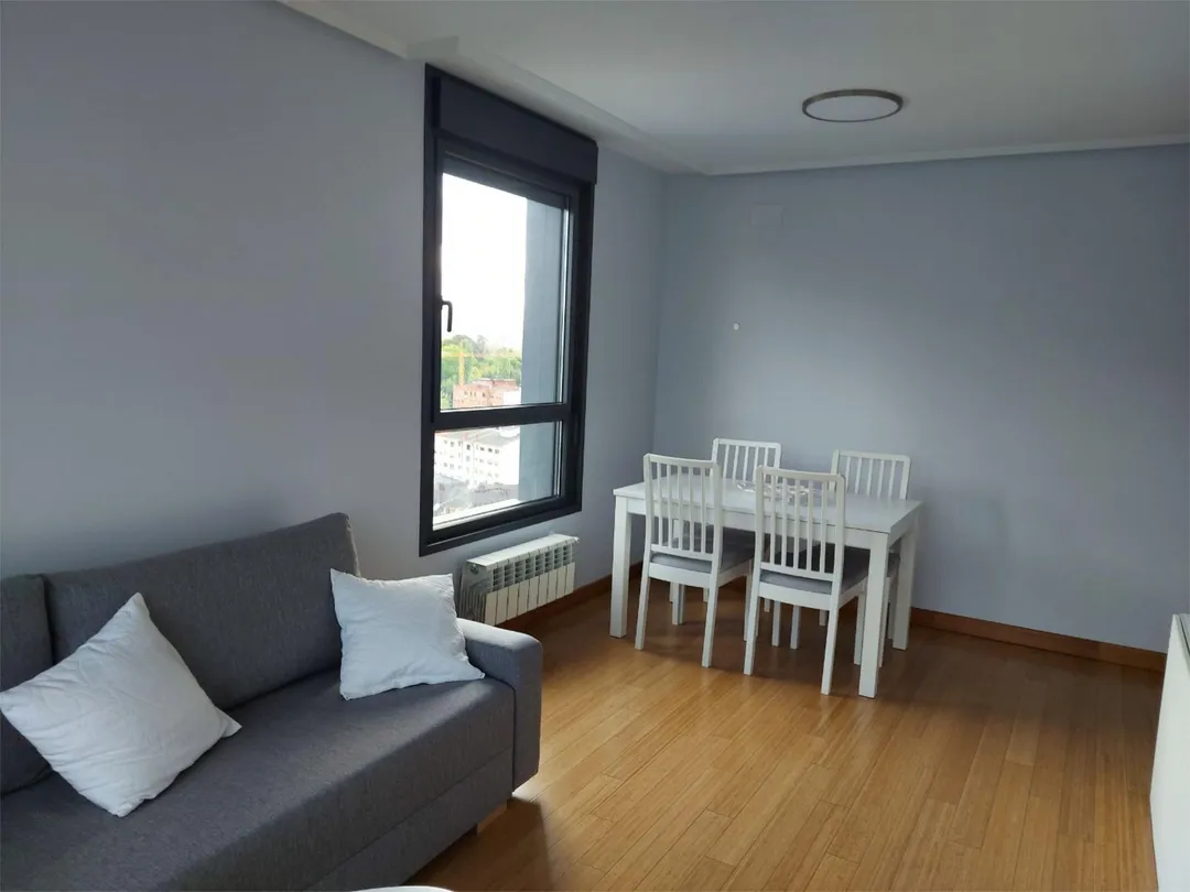 Piso en  Calle Juan Antonio Álvarez Rabanal 3 - Foto 3