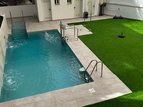 Estudio en avenida del Arroyo de los Ángeles, 13