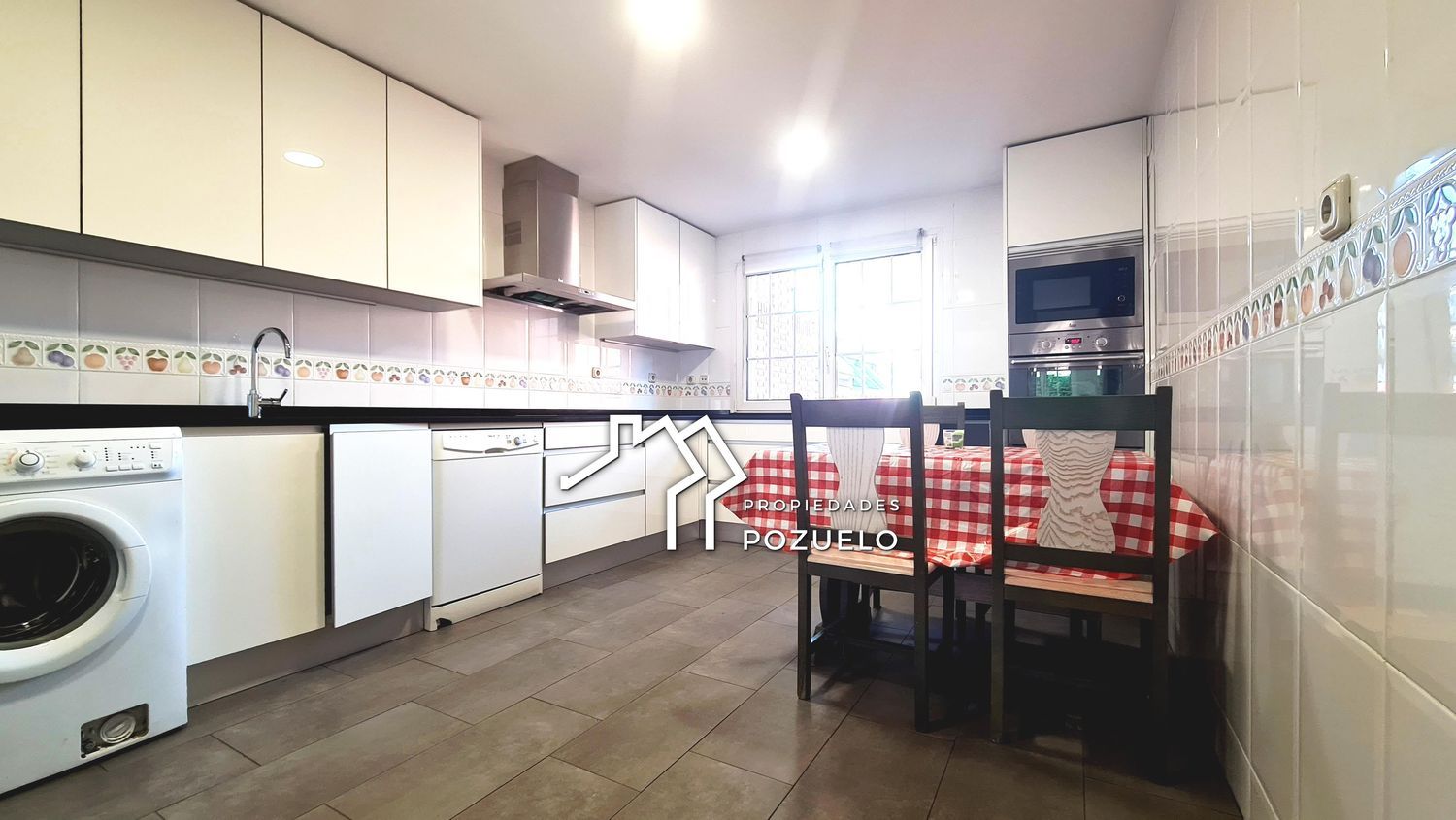 Chalet pareado en Calle Emisora, Zona Avenida Europa - Foto 12