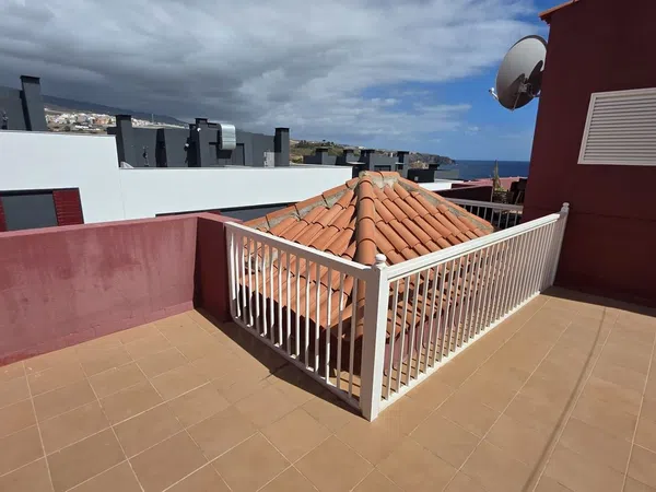 Ático en Playa San Juan - Foto 1