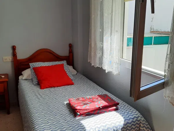 Piso en Calle Pureza, 95, Calle Betis - Pagés del Corro - Foto 2