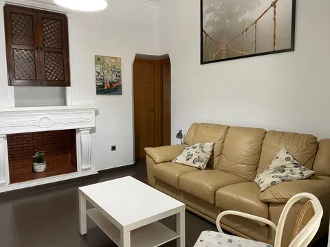 Piso en avenida Príes, 11