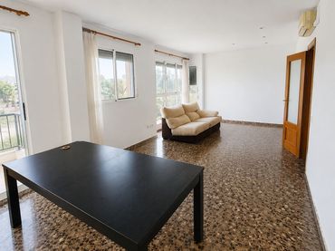 Piso en  Carrer de Joan Baptista Llovera 20 - Foto 3