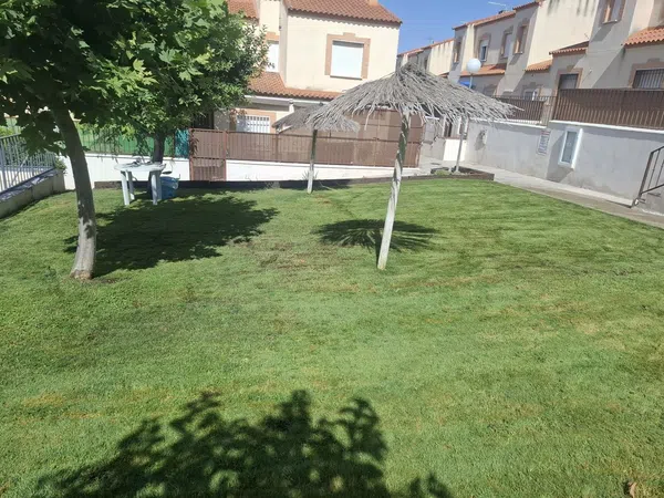 Chalet adosado en Calle Basilio Garrido Nieves s/n - Foto 8