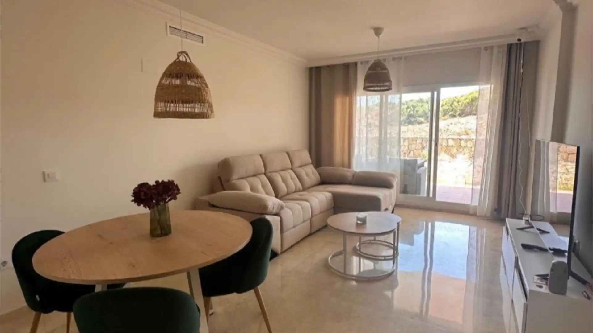 Piso en  Urbanización Cármenes los el Hacho 135 - Foto 2