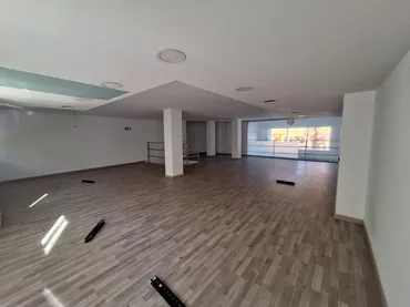 Local comercial en Sabadell - Foto 40