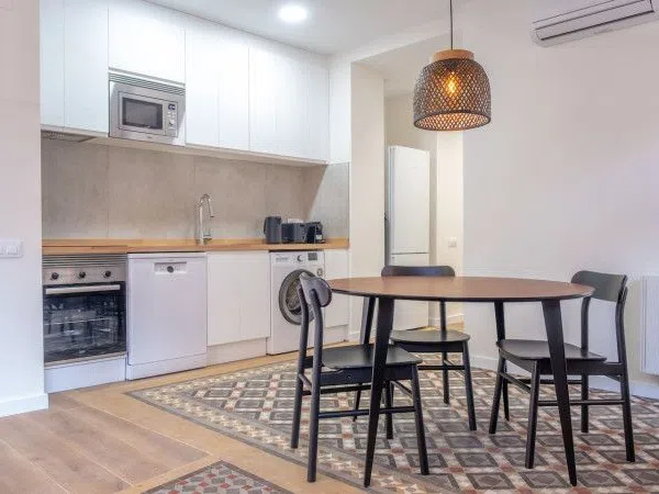 Piso en calle del Pintor Domingo, 42 - Foto 2