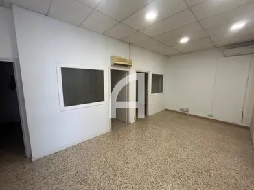 Local comercial en  Carrer de l'Escultor Armengol - Foto 3