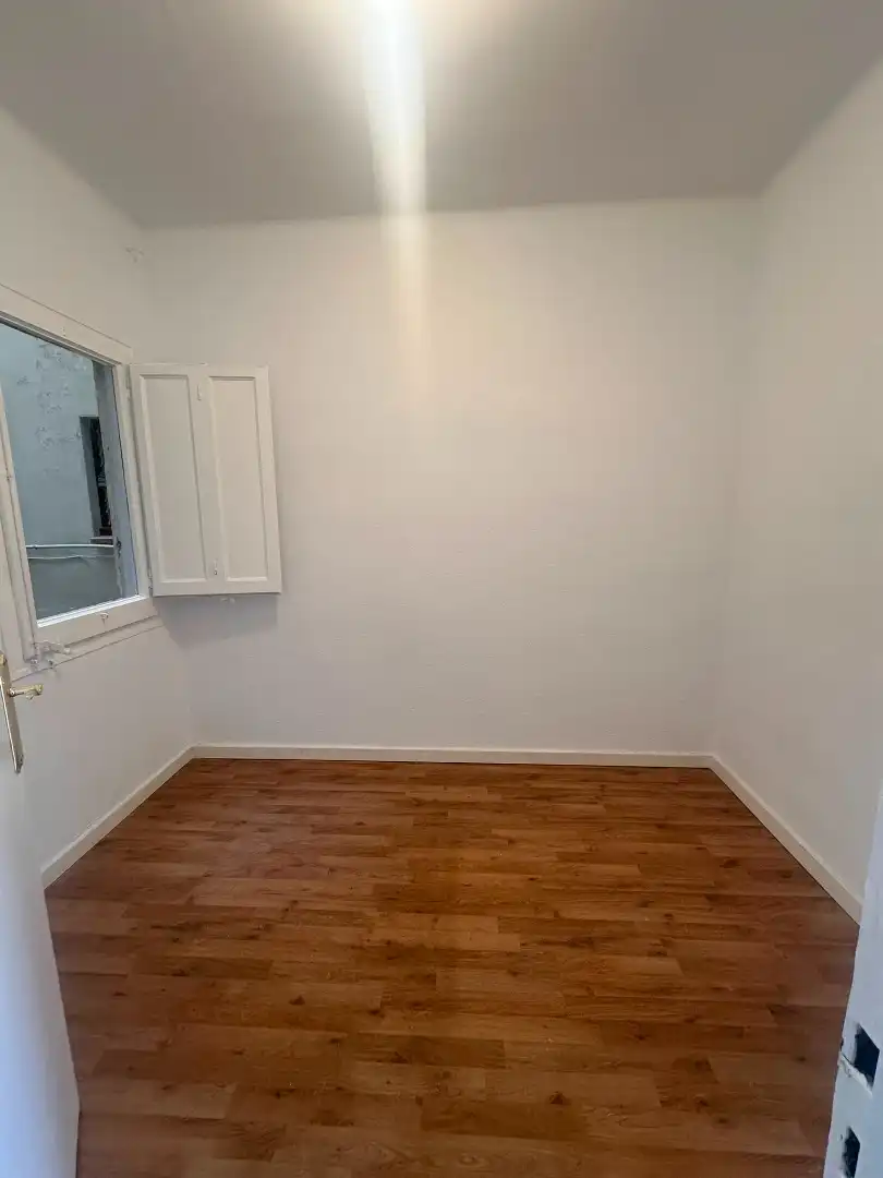 Piso en  Carrer de Sardenya 151 - Foto 3