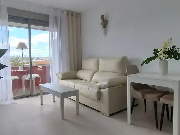 Piso en calle Azahar, 3