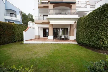 Apartamento en LA TORRE, LOS ARQUEROS, BENAHAVIS - Foto 2