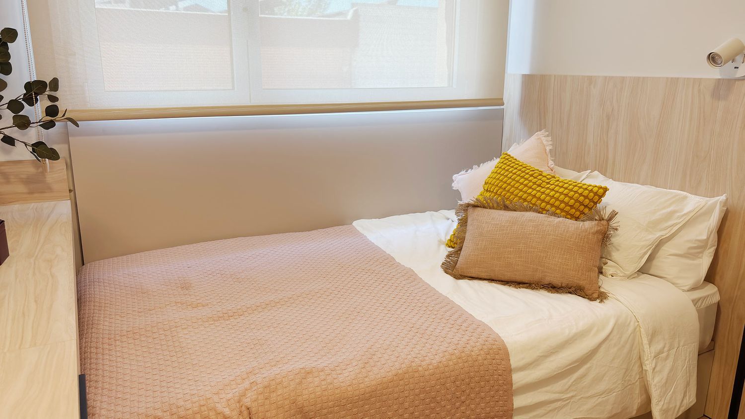 Estudio en avenida de la Democracia, 9 - Foto 4