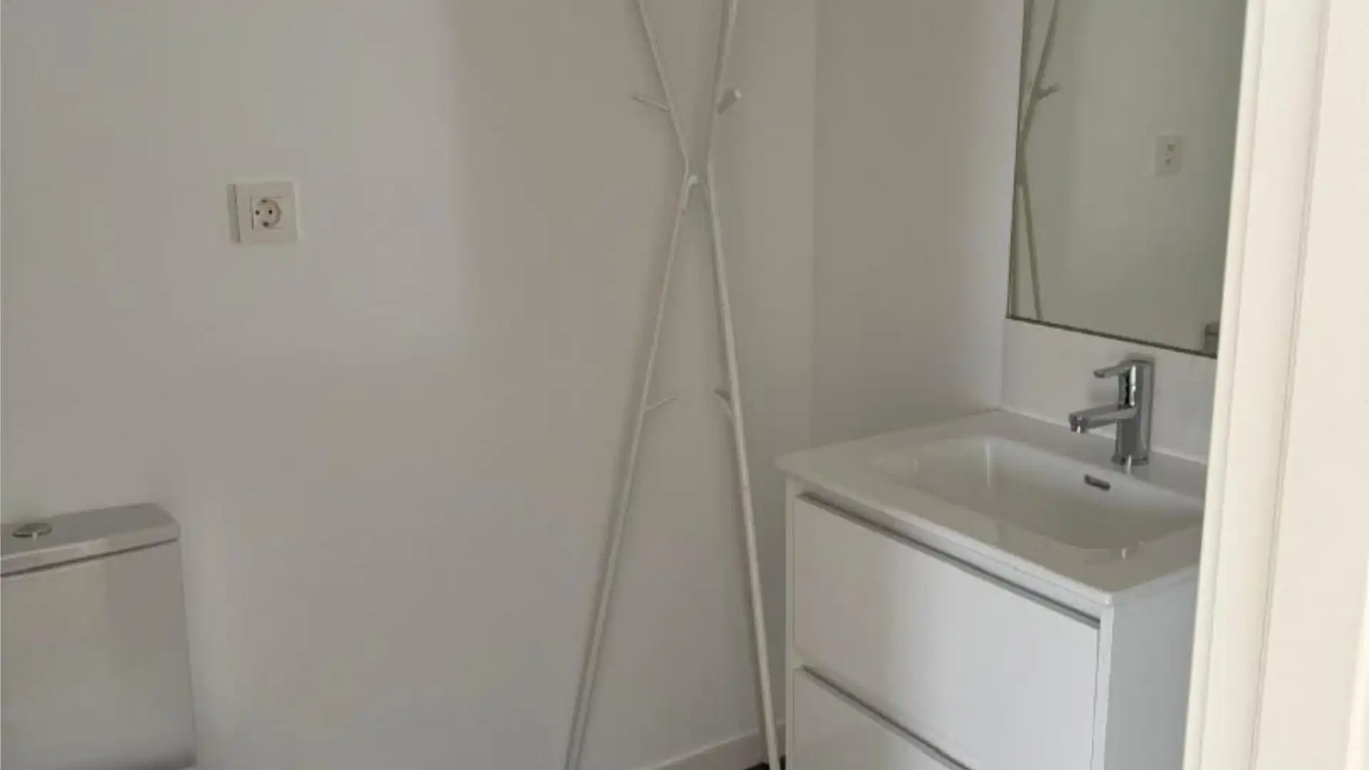 Piso en  Carrer de la Mar Tirrena 9 - Foto 3