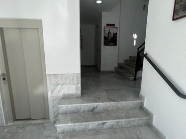 Apartamento en  Calle Amador de los Ríos 4 - Foto 2