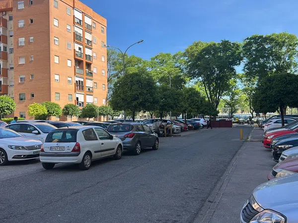 Piso en Avenida de las Ciencias - Foto 6
