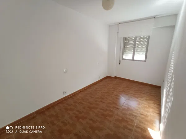 Piso en calle de Sáhara, 28