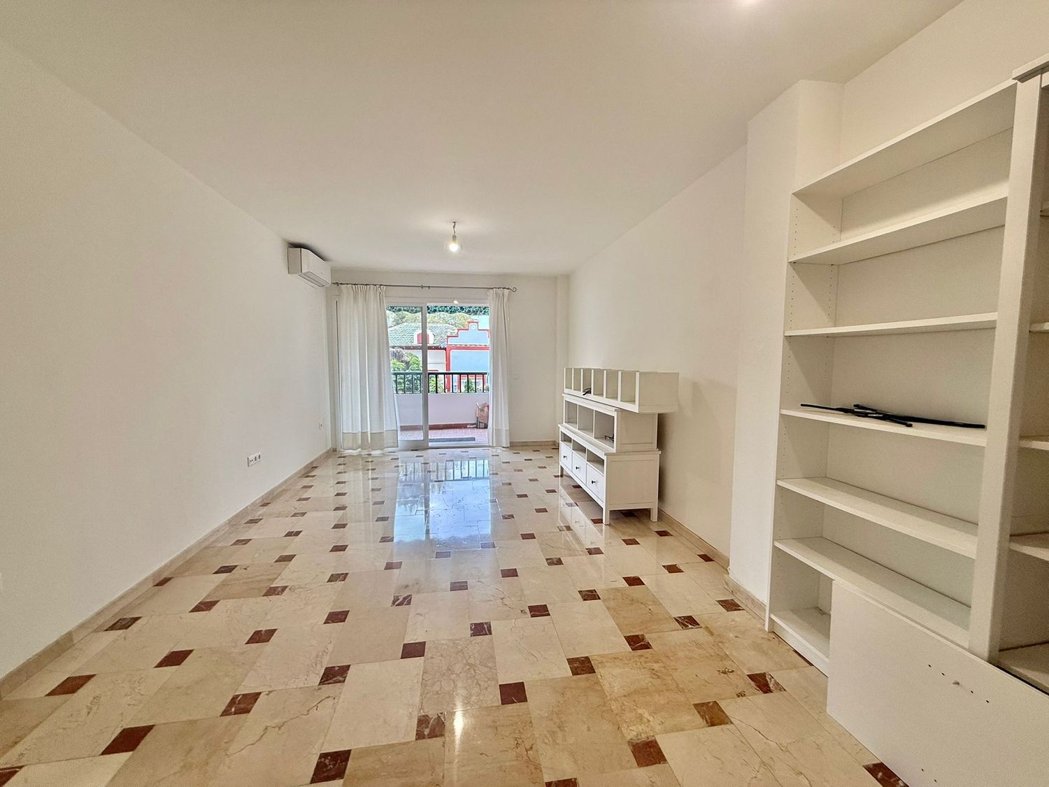 Piso en avenida Juan Sebastián Elcano, 109 - Foto 3