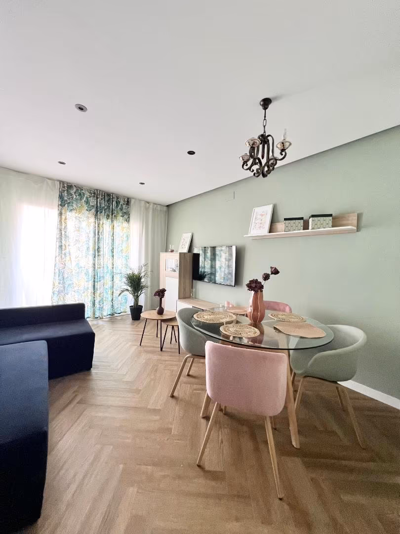 Apartamento en  Avenida Antonio Machado 60