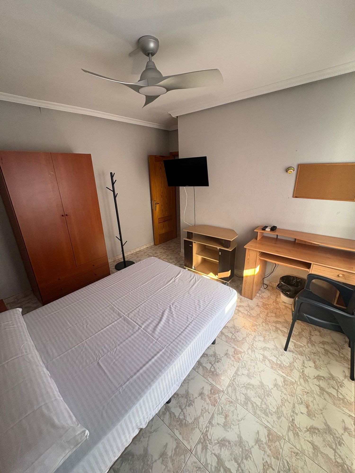 Piso en Calle de Lope Váez de Herrero, 3, Miralvalle-Av. Virgen del Puerto-La Data, Miralvalle-Av. Virgen del Puerto-La Data - Foto 16