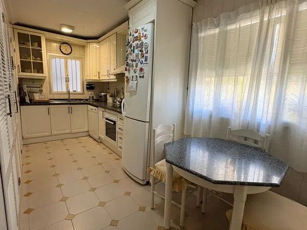 Piso en Nervión - Foto 2