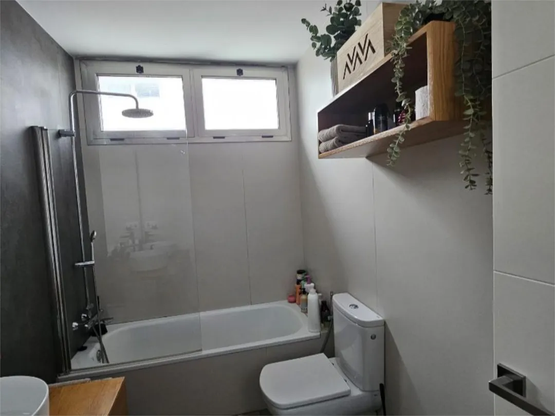 Casa adosada en  Calle Francisco de La Torre 31 - Foto 28