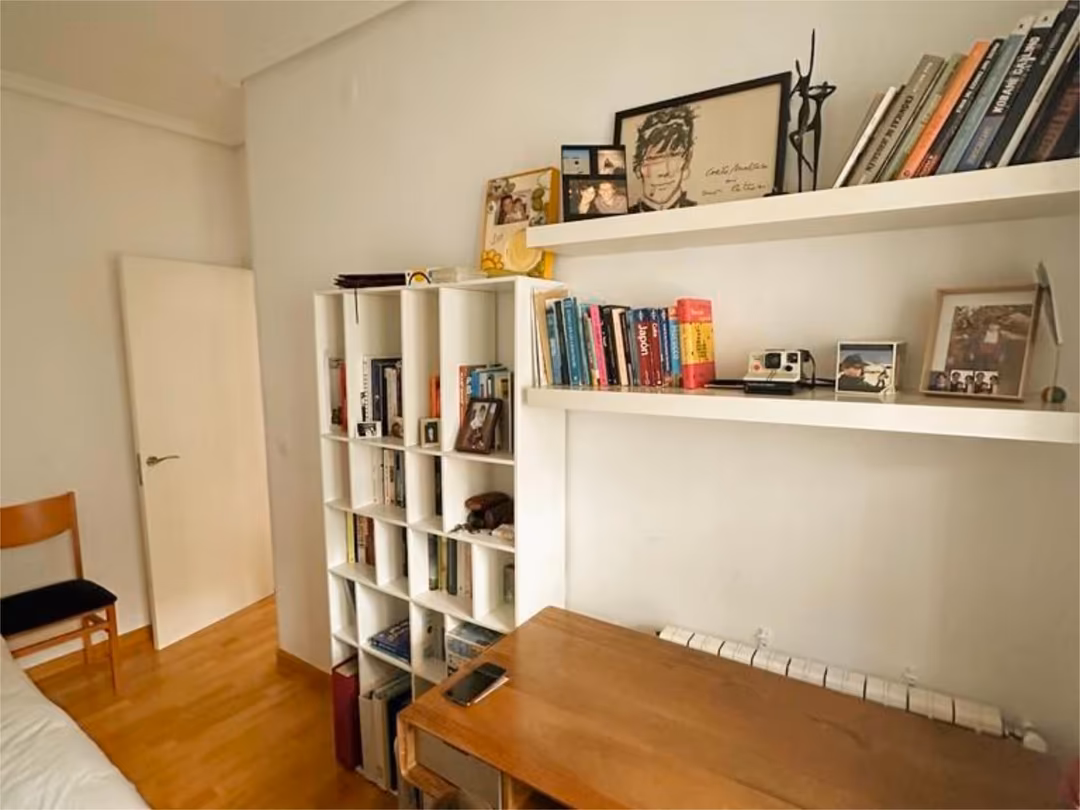 Piso en  Calle de Velarde 3 - Foto 9