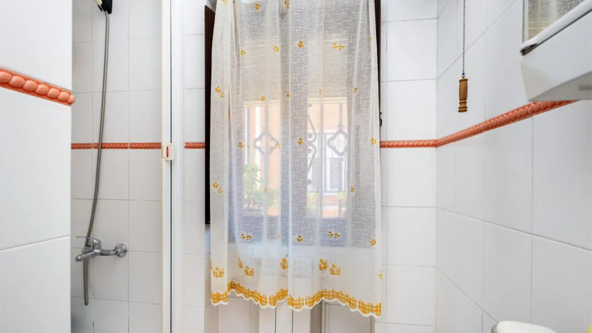 Casa adosada en  Calle Santa Herminia 37 - Foto 30