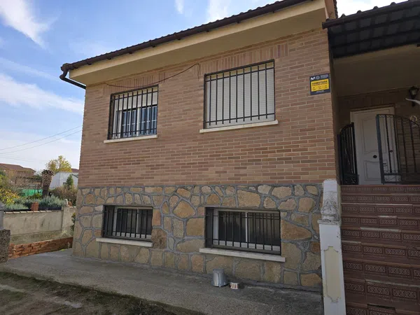 Casa o chalet independiente en Calle Castillo de la Mota, 200 - Foto 4