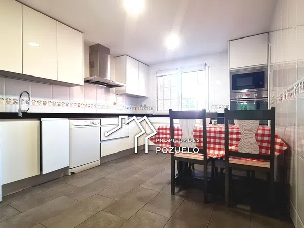 Chalet pareado en Calle Emisora, Zona Avenida Europa - Foto 12