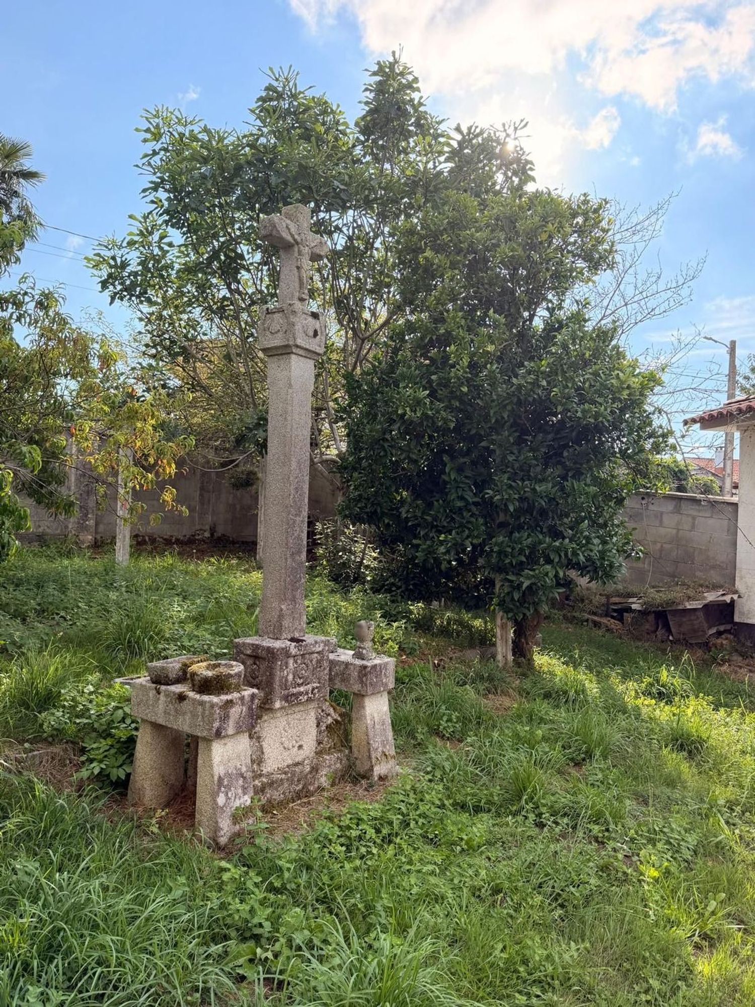 Casa de pueblo en Callobre s/n - Foto 2