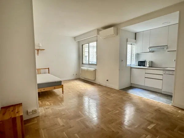 Estudio en Juan Alvarez Mendizabal, Argüelles - Foto 1
