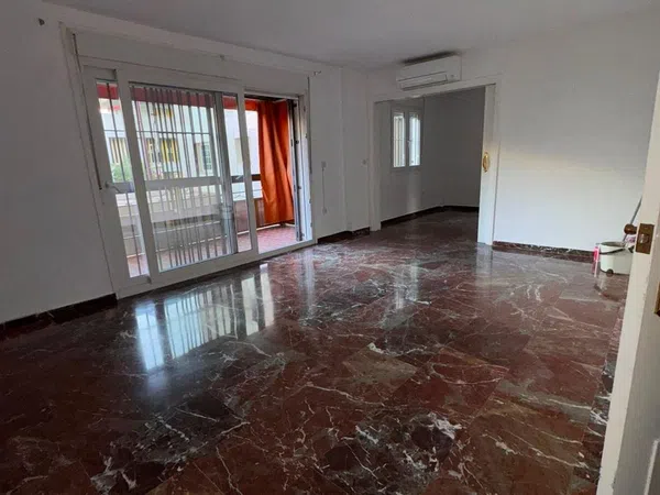 Piso en Calle Luis Montoto, 24, Luis Montoto - Santa Justa - Foto 1