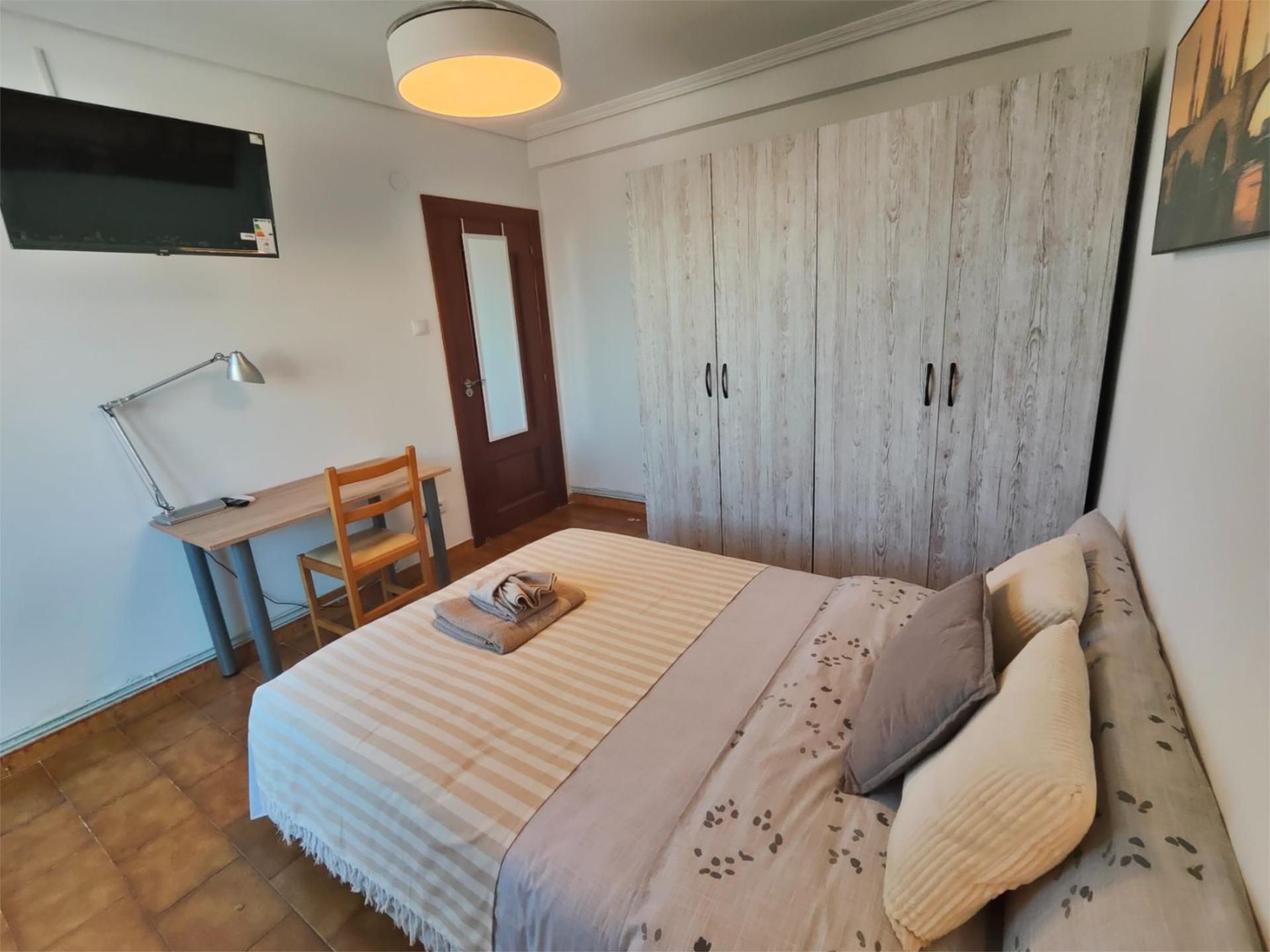 Piso en  Calle de Martín el Humano 25 - Foto 8