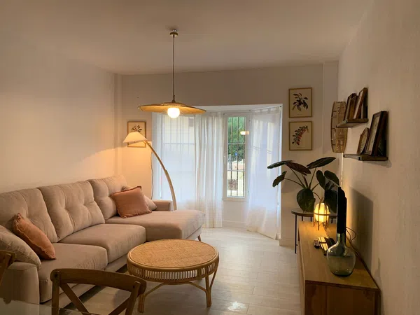 Chalet adosado en Núcleo Urbano - Foto 1