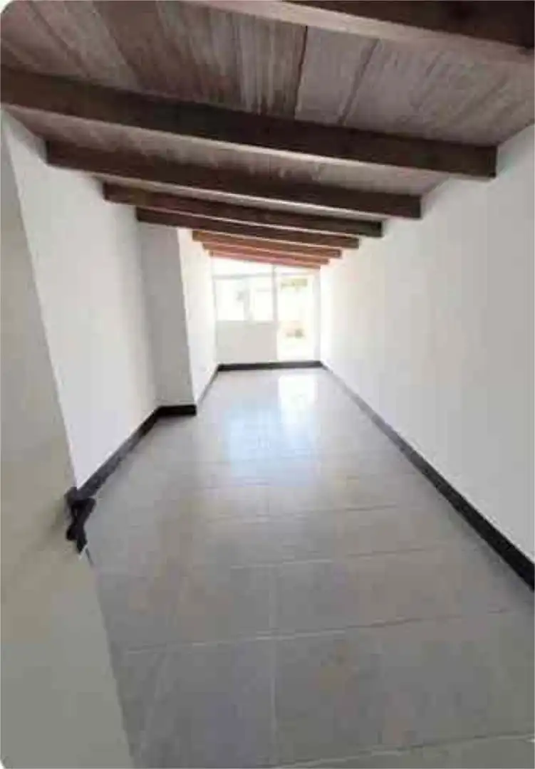 Casa adosada en urbanización la Barrosa - Foto 4