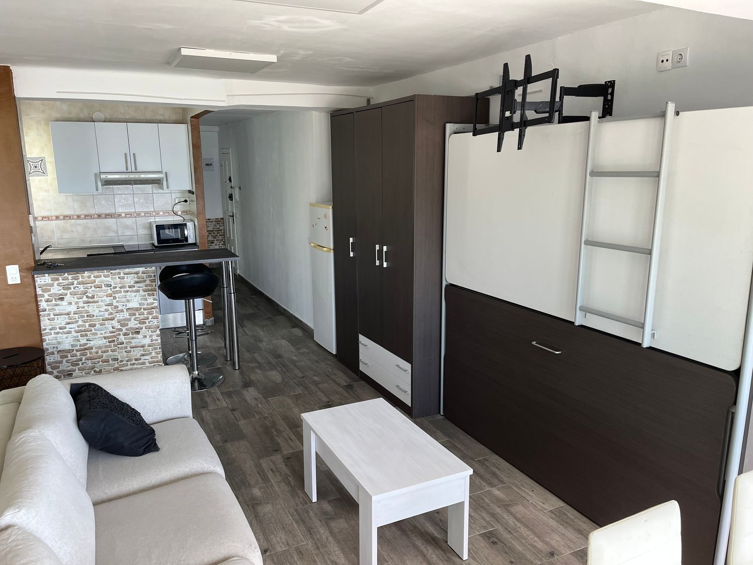 Estudio en Calle Bruselas, 26 - Foto 3