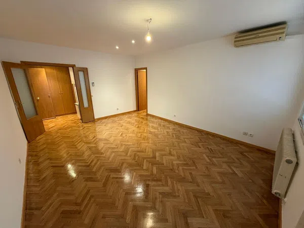 Piso en calle Hermanos Machado, 4 - Foto 4